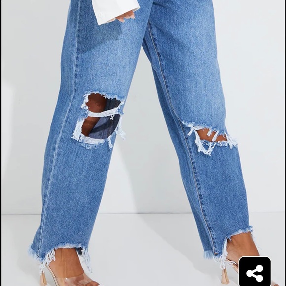 Size 12 Pretty Little Thing Mid Blue Wash Extreme Ripped Hem Boyfriend Jeans - Picture 3 of 9